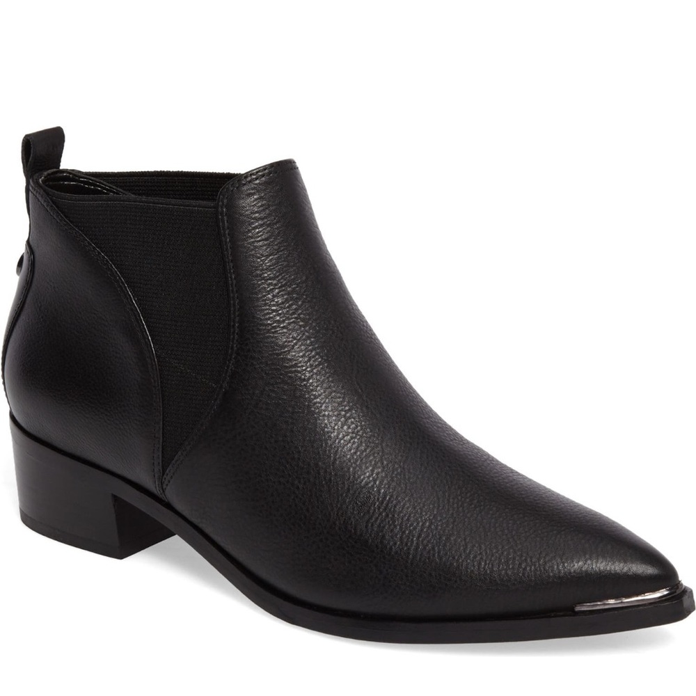Marc Fisher LTD Yellin Pointy Toe Chelsea Boot Black Size 7